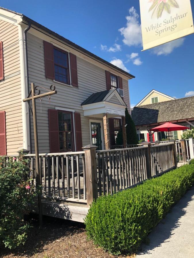 Howard'S Creek Inn White Sulphur Springs Esterno foto